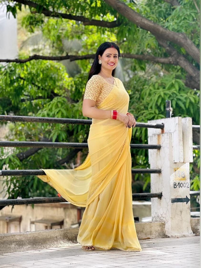 Grahshobha (ANC00167)